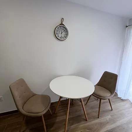 White House Apartment *